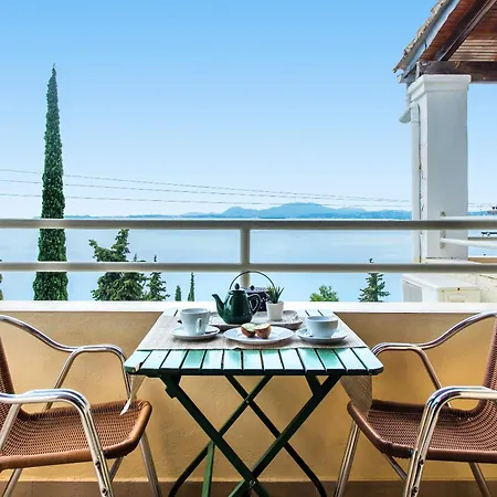 Hotel Barbati Couette-café *